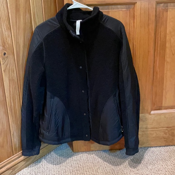 lululemon athletica Jackets & Blazers - Lululemon jacket.
